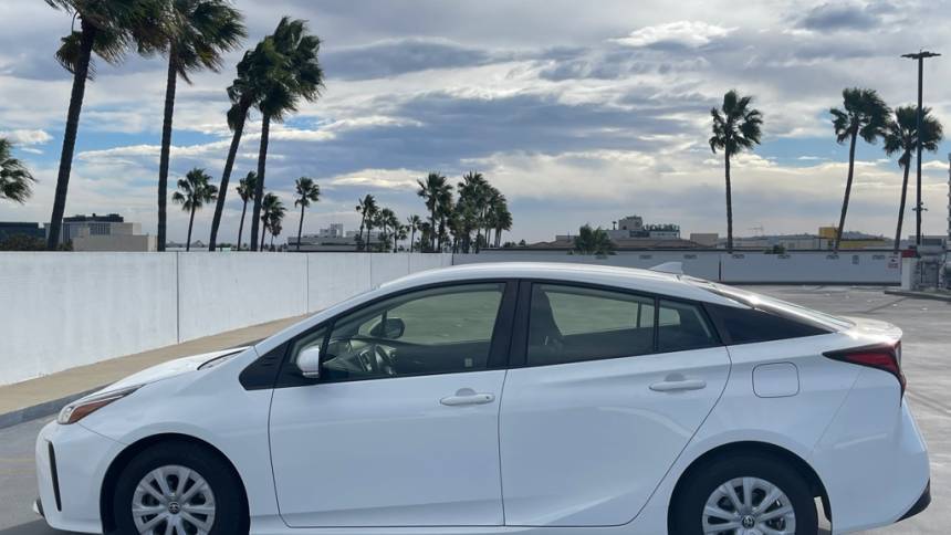 2019 Toyota Prius LE — Hatchback — 85,904 mi — Los Angeles, CA