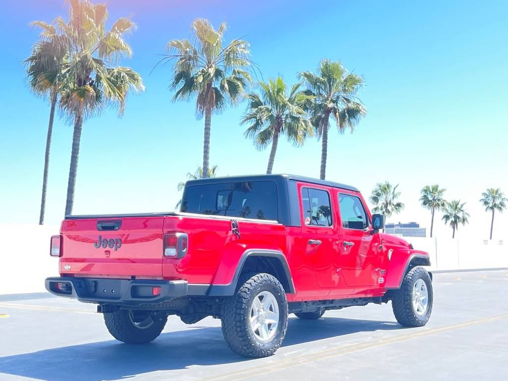 2022 Jeep Gladiator Sport S — Pickup Truck — 19,687 mi — Los Angeles, CA