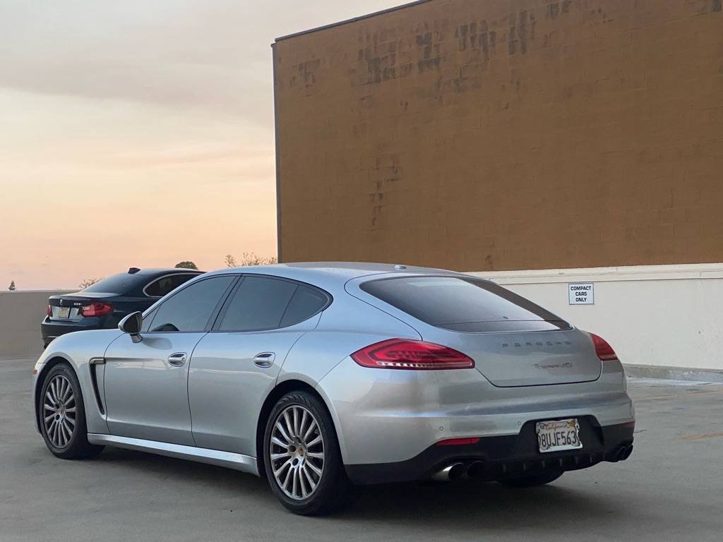2015 Porsche Panamera Standard — Sedan — 64,081 mi — Los Angeles, CA