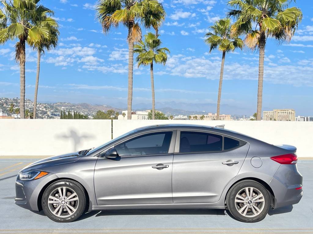 2018 Hyundai Elantra SEL — Sedan — 90,042 mi — Los Angeles, CA
