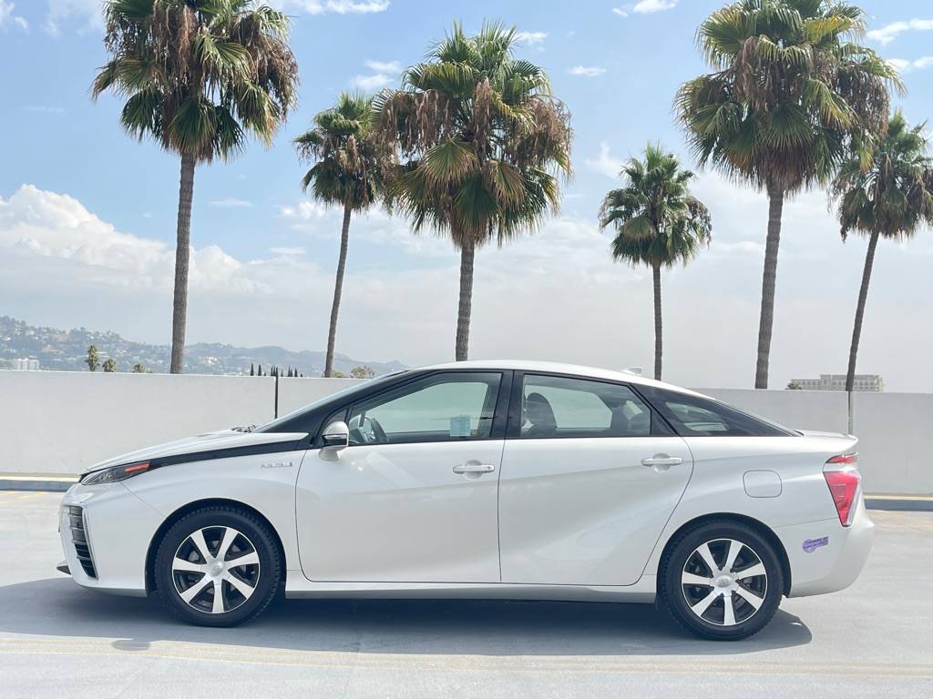 2019 Toyota Mirai Base — Sedan — 48,235 mi — Los Angeles, CA