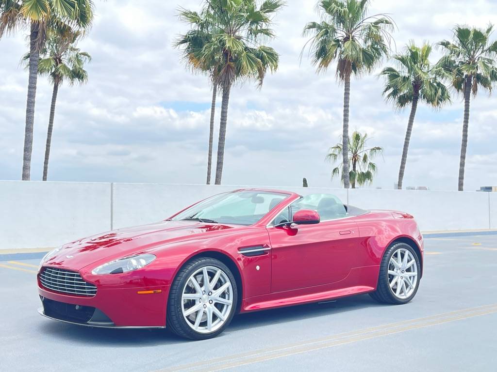 2011 Aston Martin V8 Vantage