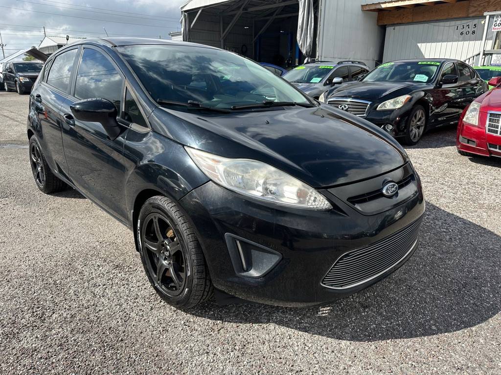 2012 Ford Fiesta SE — Hatchback — 109,987 mi — Orlando, FL