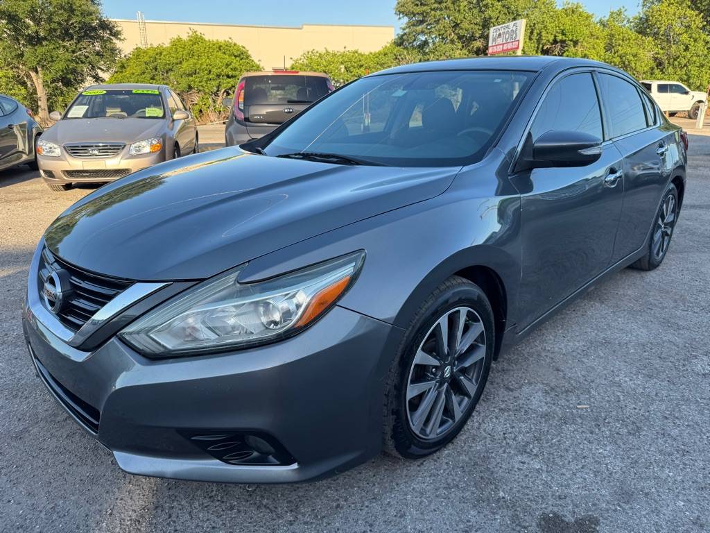 2017 Nissan Altima 2.5 SV — Sedan — 123,778 mi — Orlando, FL