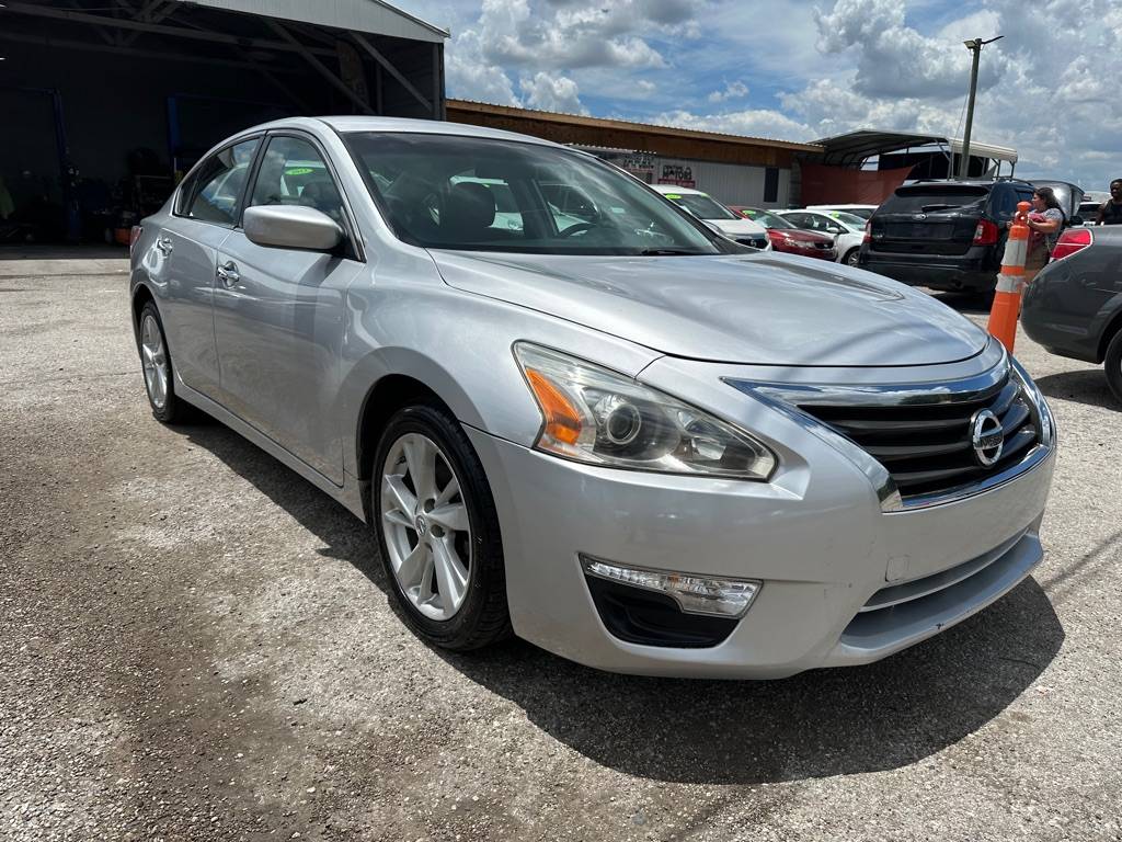 2015 Nissan Altima 2.5 — Sedan — 117,338 mi — Orlando, FL
