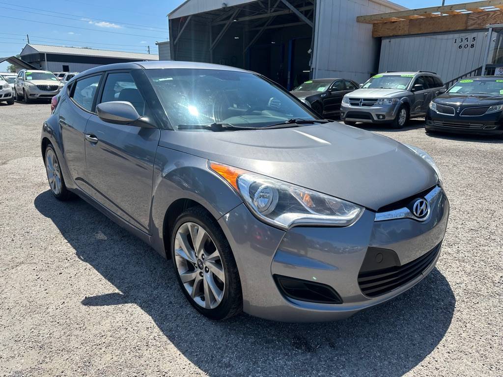 2016 Hyundai Veloster Base — Hatchback — 103,271 mi — Orlando, FL