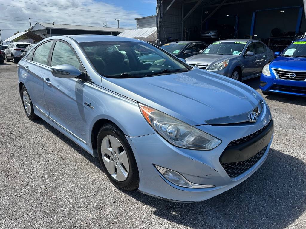 2011 Hyundai Sonata Hybrid Base — Sedan — 135,374 mi — Orlando, FL