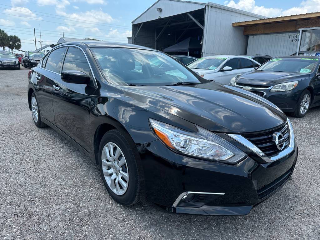 2016 Nissan Altima 2.5 — Sedan — 138,220 mi — Orlando, FL