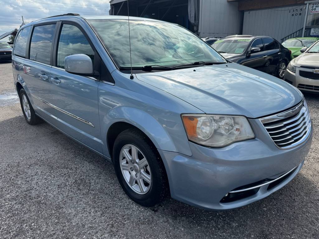 2012 Chrysler Town & Country Touring — Minivan — 121,000 mi — Orlando, FL