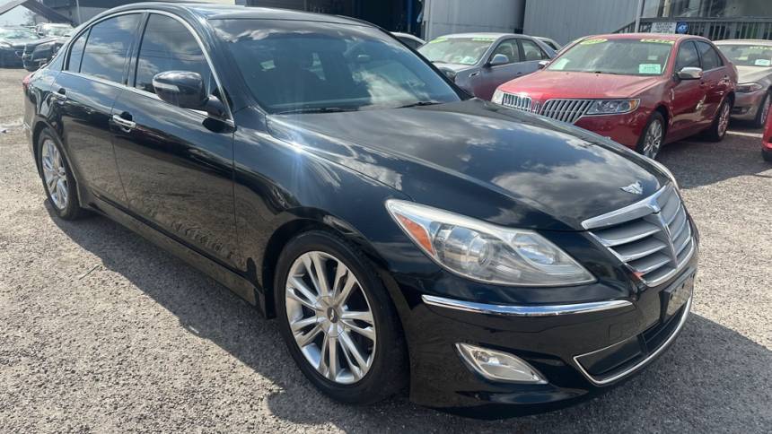 2012 Hyundai Genesis 3.8 — Sedan — 141,694 mi — Orlando, FL