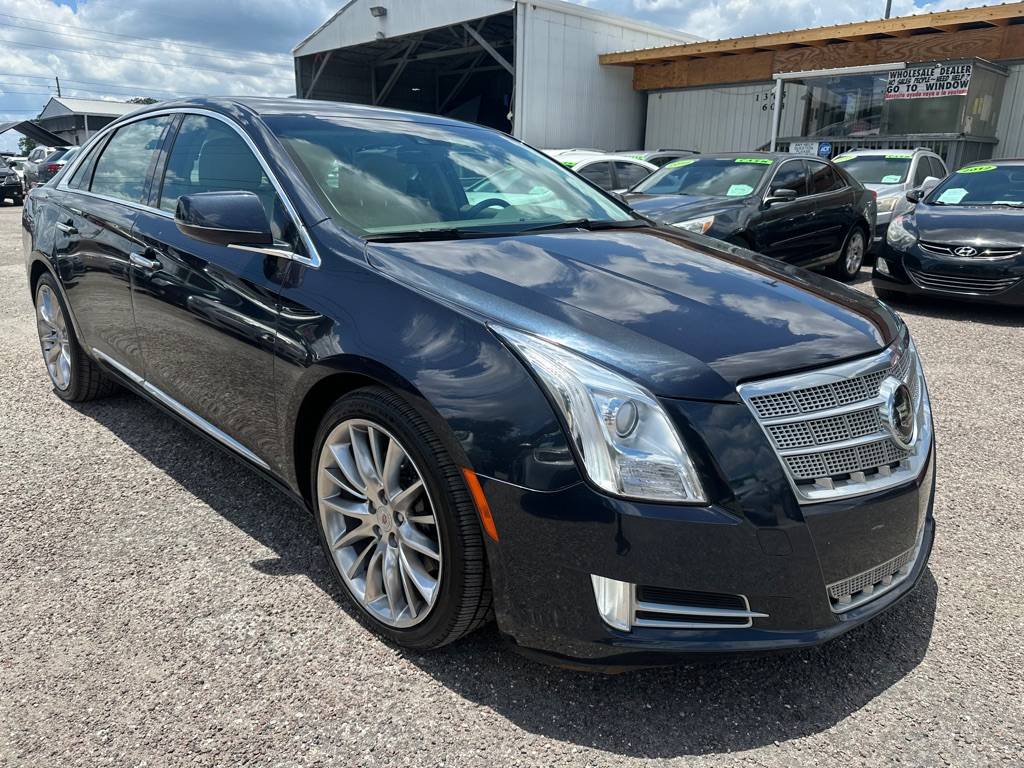 2013 Cadillac XTS Platinum — Sedan — 100,230 mi — Orlando, FL