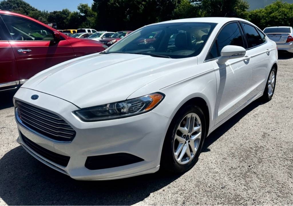 2013 Ford Fusion SE — Sedan — 113,038 mi — Orlando, FL