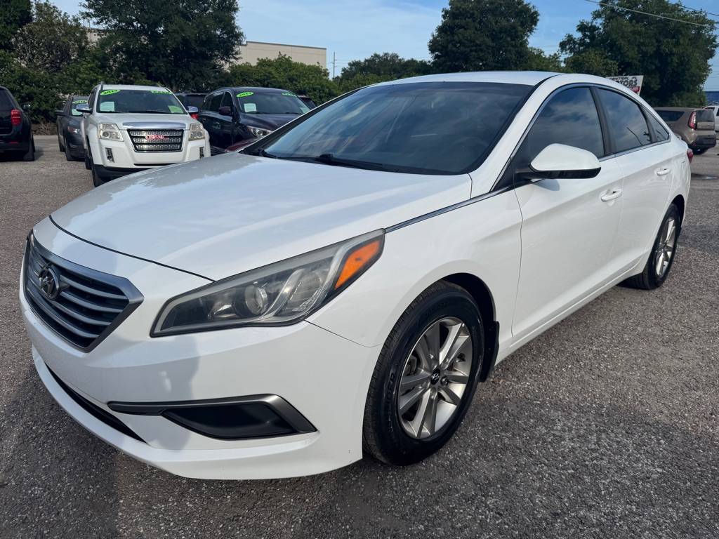2016 Hyundai Sonata SE — Sedan — 153,226 mi — Orlando, FL
