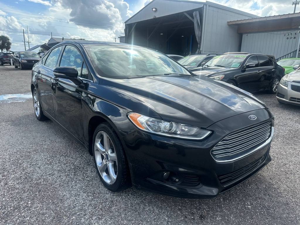 2015 Ford Fusion SE — Sedan — 159,156 mi — Orlando, FL
