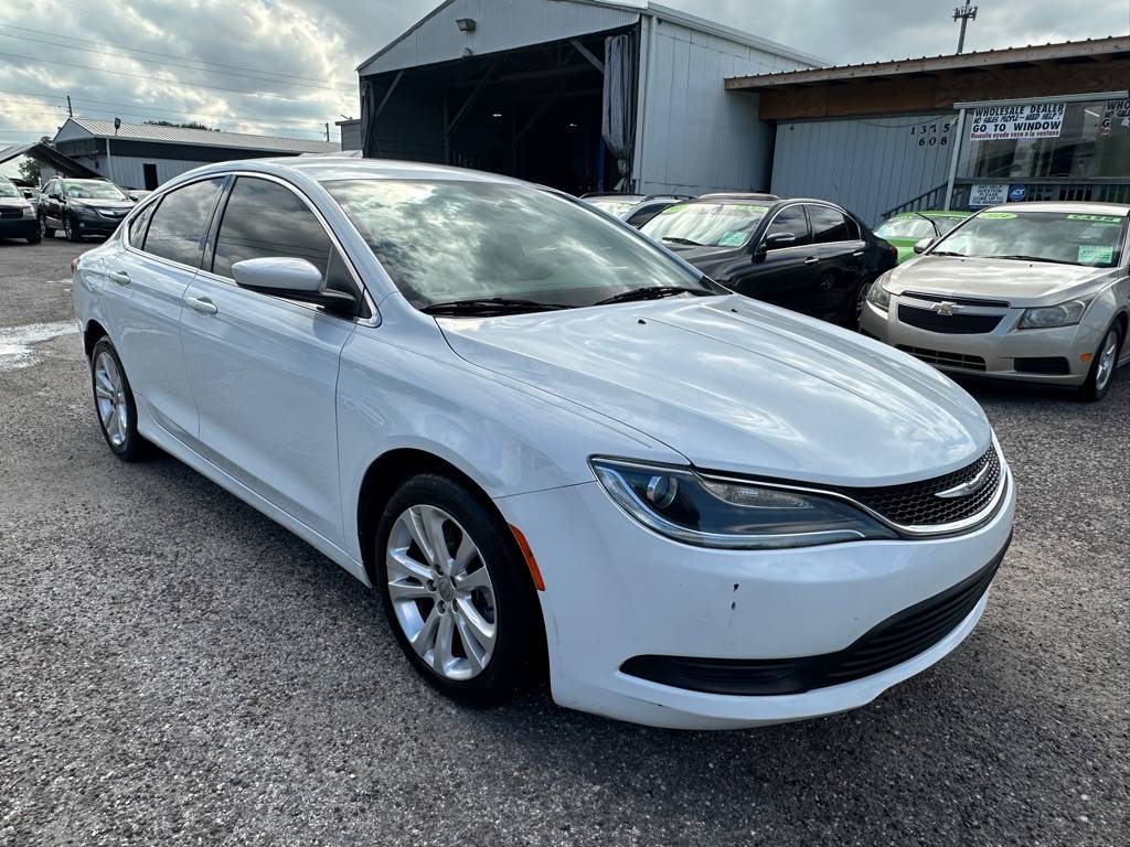 2016 Chrysler 200 Touring — Sedan — 86,225 mi — Orlando, FL