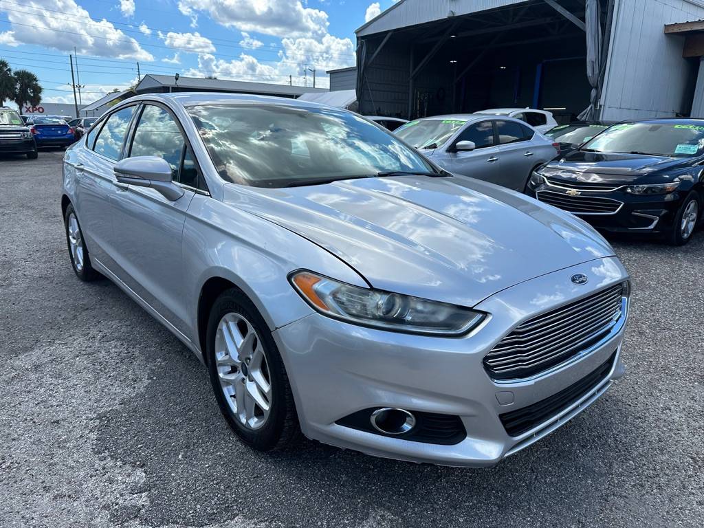 2016 Ford Fusion SE — Sedan — 106,145 mi — Orlando, FL