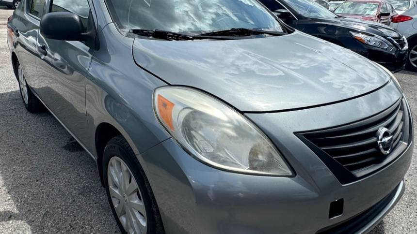 2013 Nissan Versa S Plus — Sedan — 122,622 mi — Orlando, FL