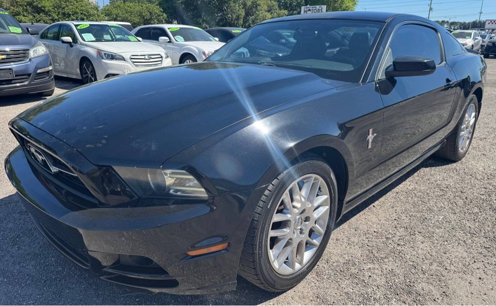 2014 Ford Mustang V6 — Coupe — 163,085 mi — Orlando, FL