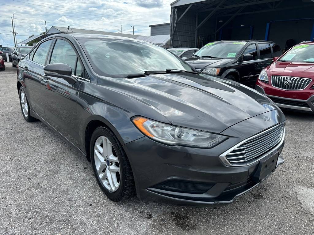 2017 Ford Fusion SE — Sedan — 126,302 mi — Orlando, FL