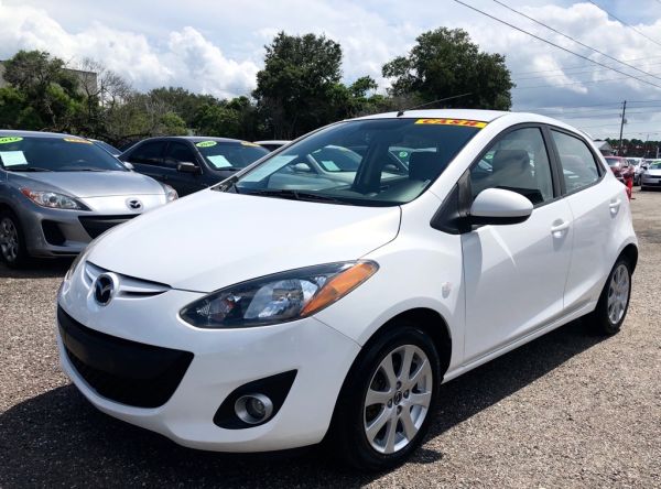 Used 13 Mazda Mazda2 For Sale With Photos U S News World Report