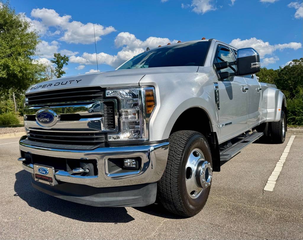 2019 Ford Super Duty F-350 XLT — Pickup Truck — 10,476 mi — Raleigh, NC