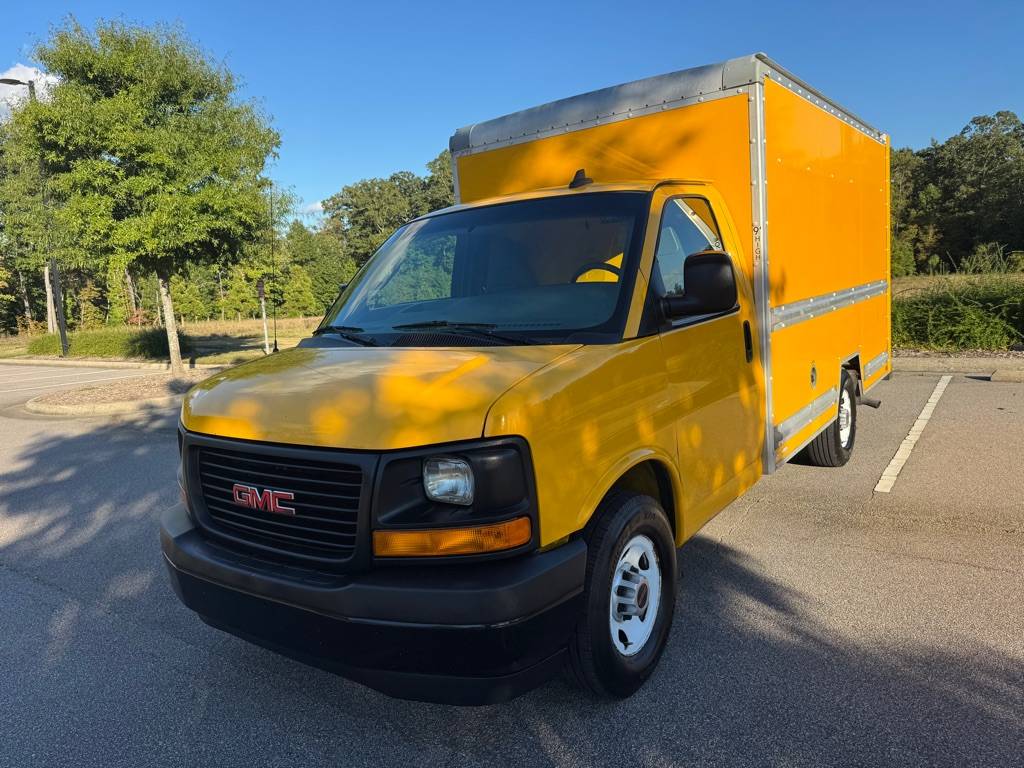 2017 GMC Savana Commercial Cutaway 3500 — Chassis Cab Truck — 290,404 mi — Raleigh, NC
