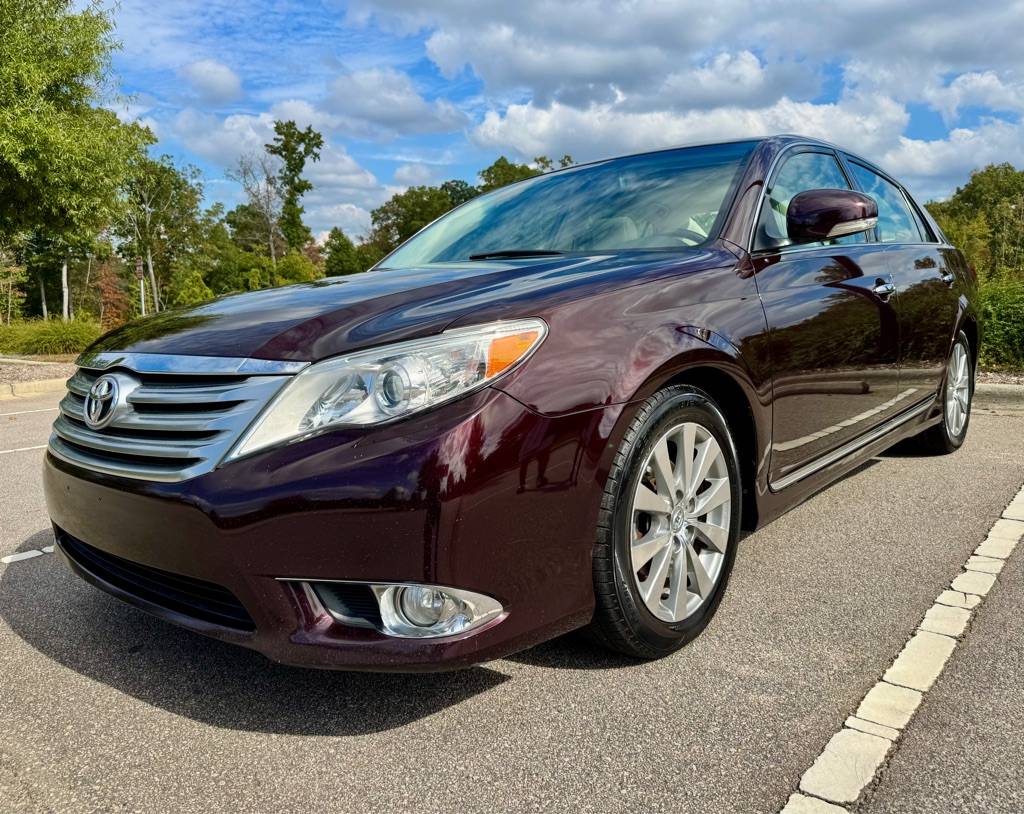 2011 Toyota Avalon Base — Sedan — 118,594 mi — Raleigh, NC