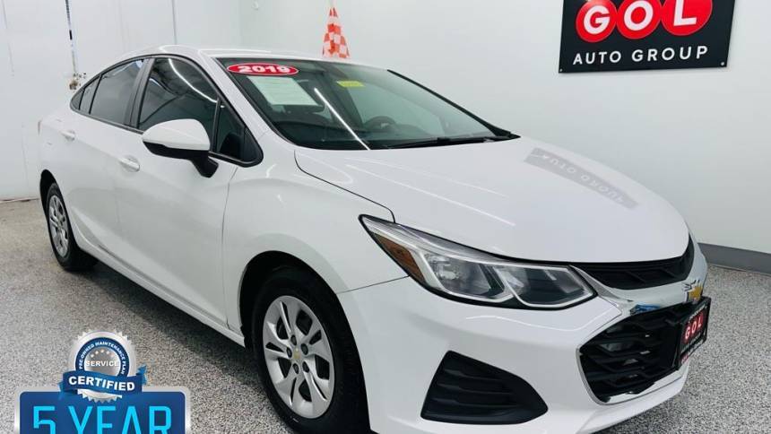 2019 Chevrolet Cruze LS — Sedan — 104,393 mi — Austin, TX