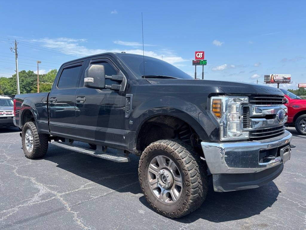 2019 Ford Super Duty F-250 XLT — Pickup Truck — 116,462 mi — Forsyth, GA