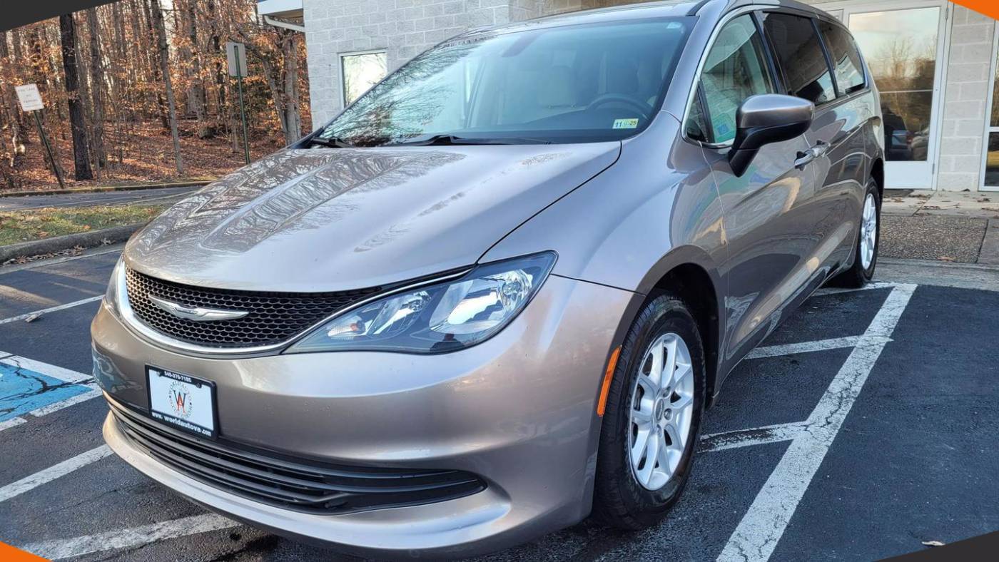 2017 Chrysler Pacifica LX — Minivan — 114,881 mi — Fredricksburg, VA