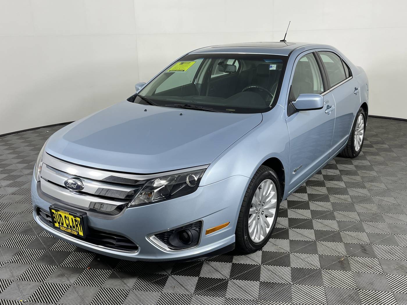 2010 Ford Fusion Hybrid — Sedan — 112,956 mi — Washougal, WA