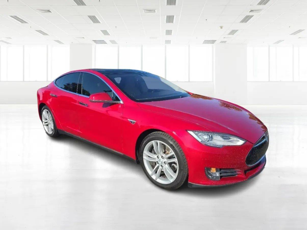 2015 Tesla Model S 85 — Hatchback — 114,668 mi — Newark, CA