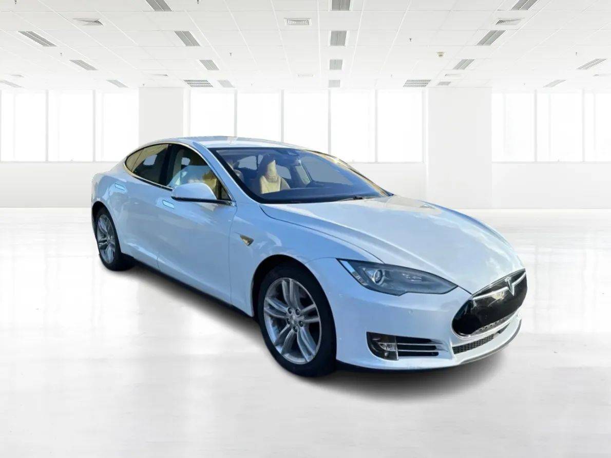 2015 Tesla Model S 70 — Hatchback — 89,581 mi — Newark, CA