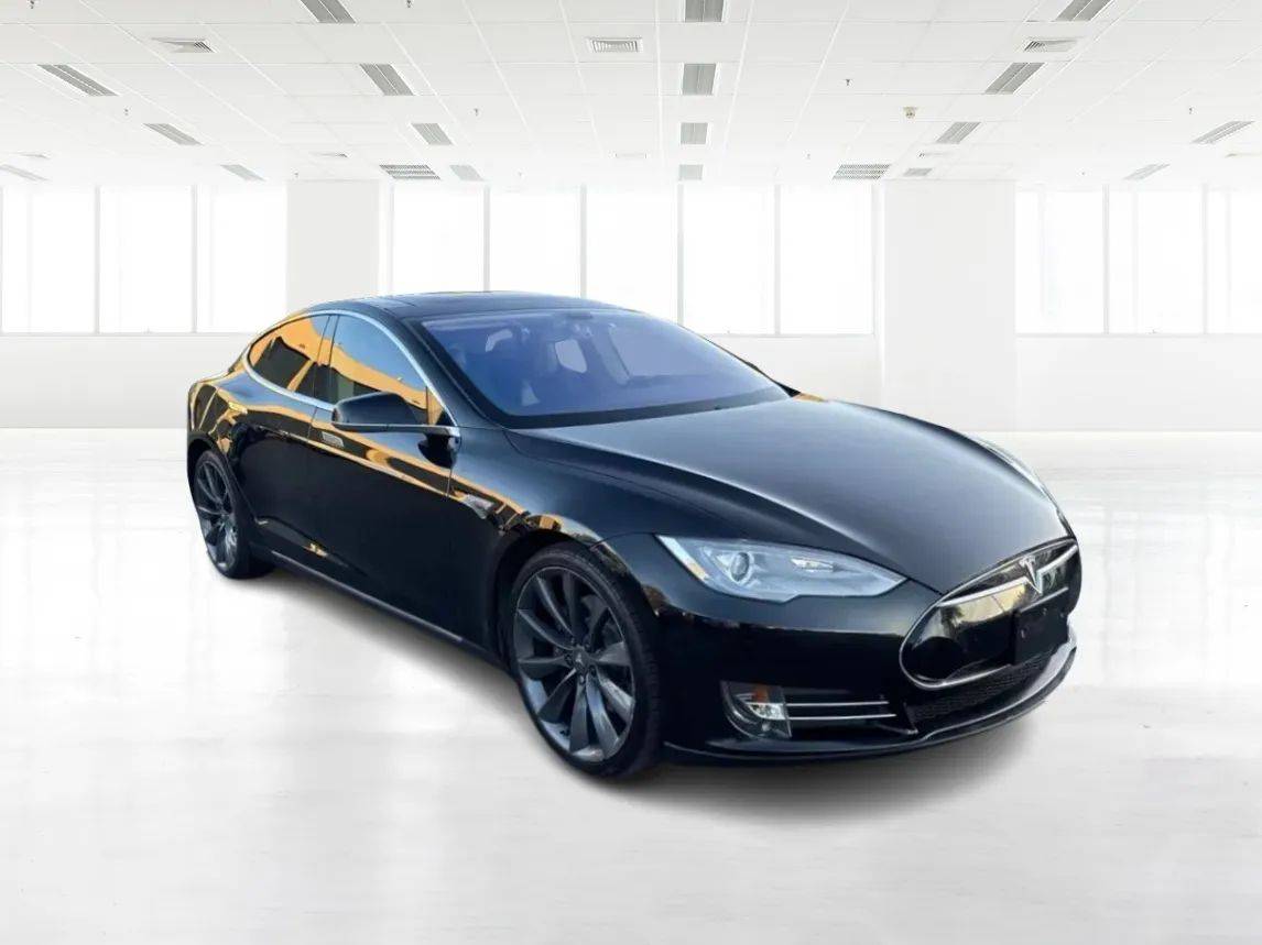 2013 Tesla Model S P85 — Hatchback — 112,640 mi — Newark, CA
