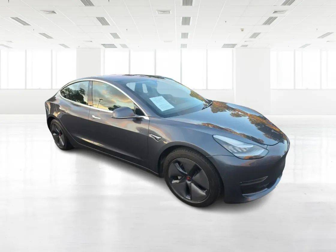 2018 Tesla Model 3 Mid Range — Sedan — 138,104 mi — Newark, CA