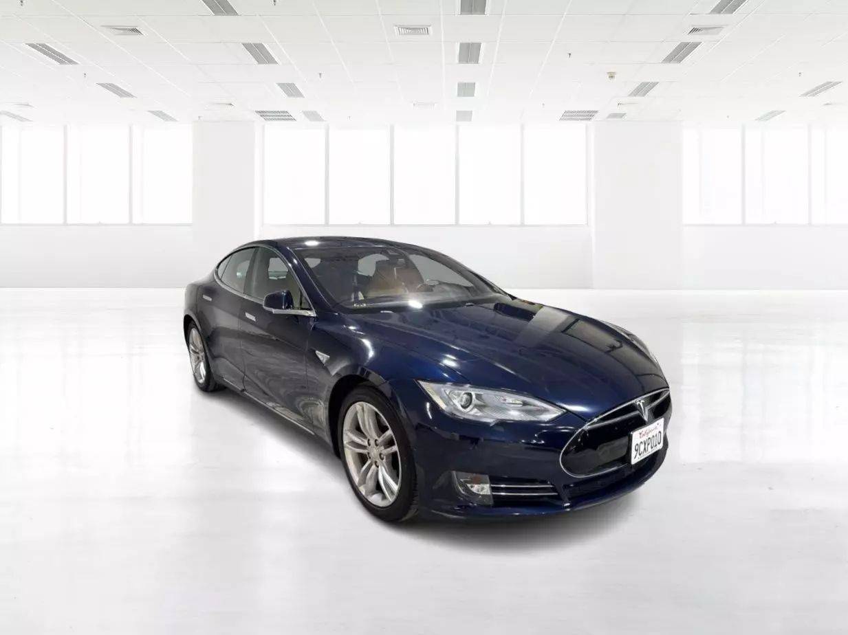 2014 Tesla Model S 60 — Hatchback — 61,480 mi — Newark, CA