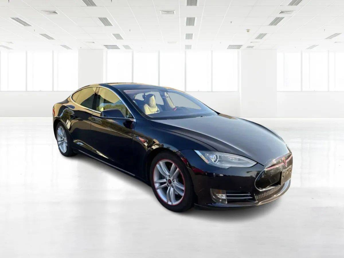 2013 Tesla Model S Standard — Hatchback — 99,005 mi — Newark, CA