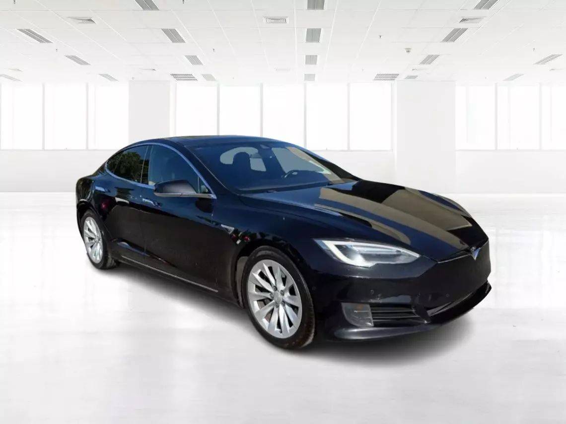 2016 Tesla Model S 60 — Hatchback — 125,973 mi — Newark, CA