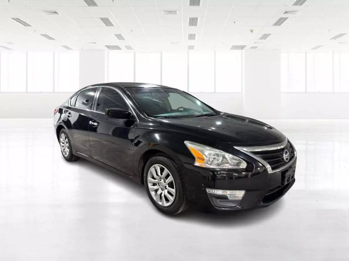 2013 Nissan Altima 2.5 S — Sedan — 128,954 mi — Newark, CA