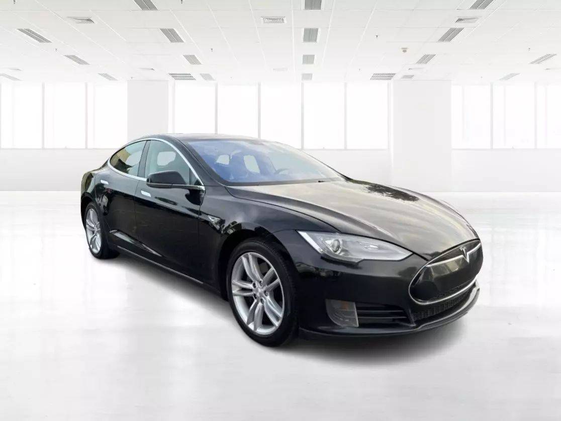 2013 Tesla Model S Standard — Hatchback — 143,173 mi — Newark, CA