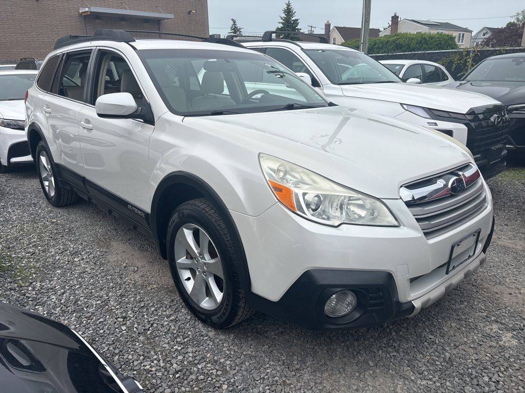 2013 Subaru Outback 2.5i Limited — SUV — 139,843 mi — Valley Stream, NY