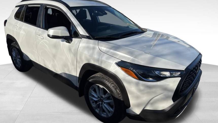 2022 Toyota Corolla Cross LE — SUV — 13,065 mi — Valley Stream, NY
