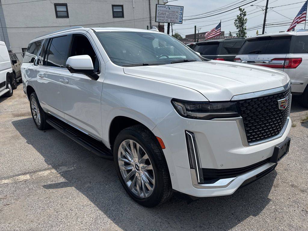 2022 Cadillac Escalade Premium Luxury — SUV — 31,105 mi — Valley Stream, NY