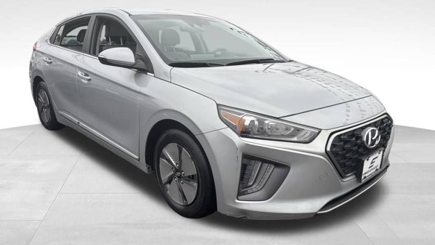 2022 Hyundai Ioniq Hybrid SE — Hatchback — 10,637 mi — Valley Stream, NY