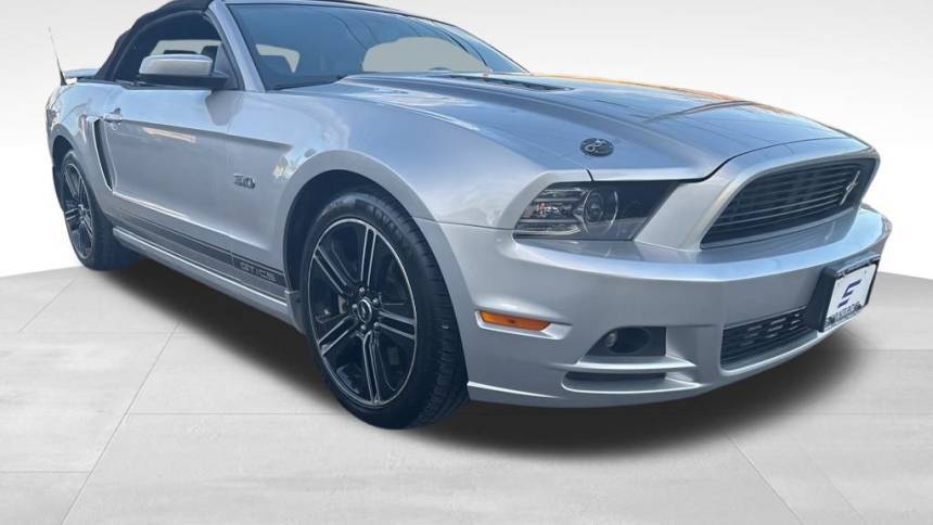 2014 Ford Mustang GT Premium — Convertible — 30,030 mi — Valley Stream, NY