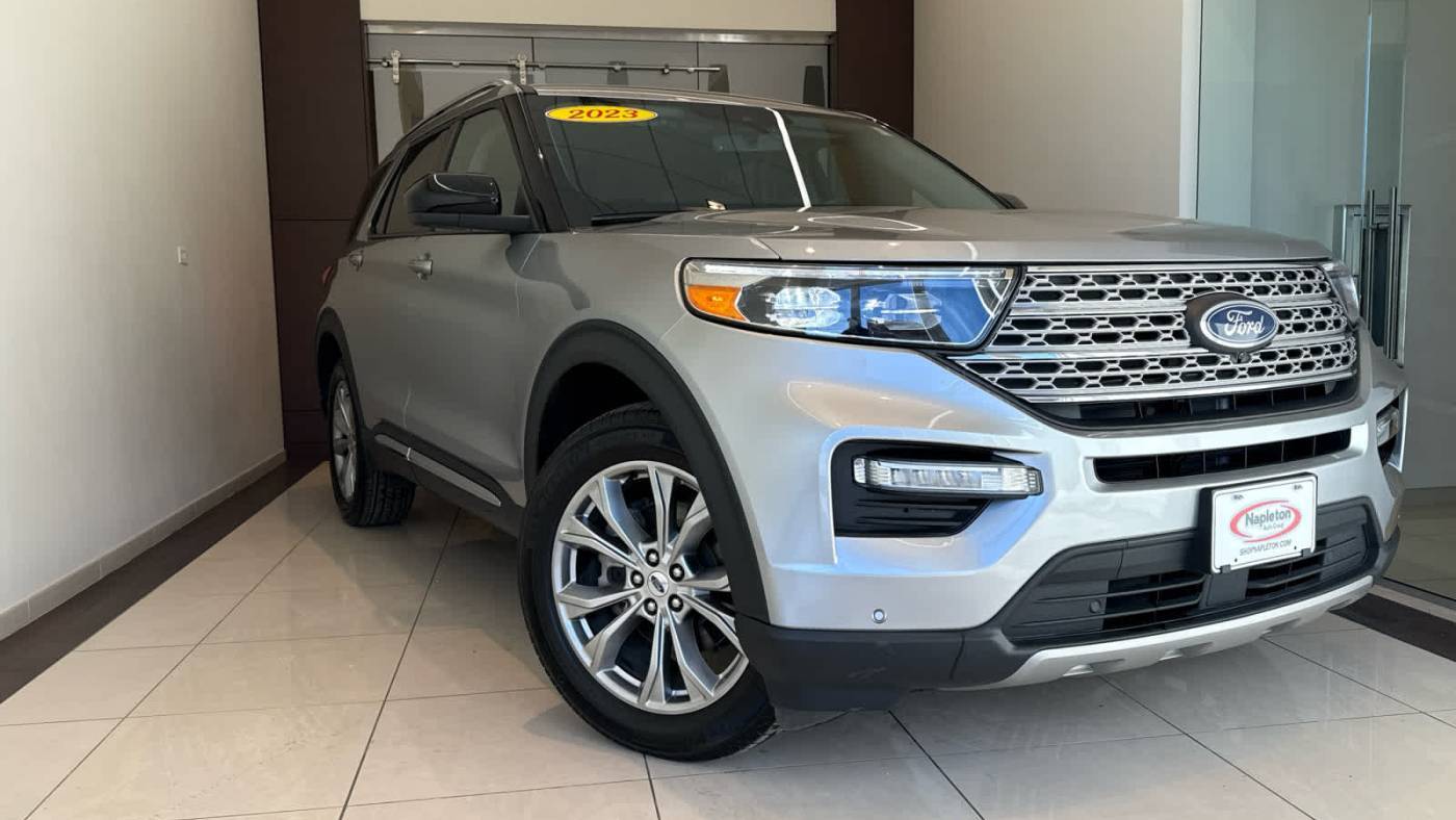 2023 Ford Explorer Limited — SUV — 14,207 mi — Calumet City, IL