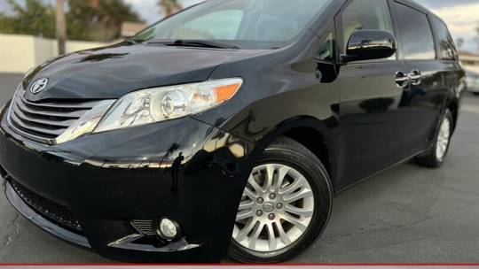 2016 Toyota Sienna XLE — Minivan — 74,250 mi — Escondido, CA
