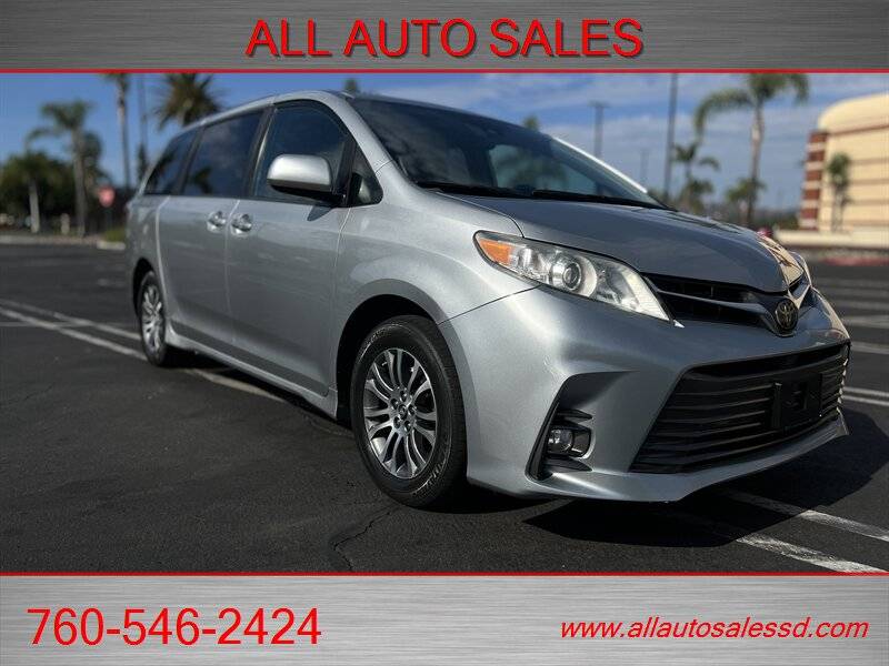 2019 Toyota Sienna XLE Premium — Minivan — 135,336 mi — Escondido, CA