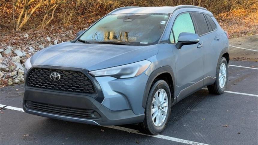 2023 Toyota Corolla Cross LE — SUV — 27,008 mi — Columbia, IL