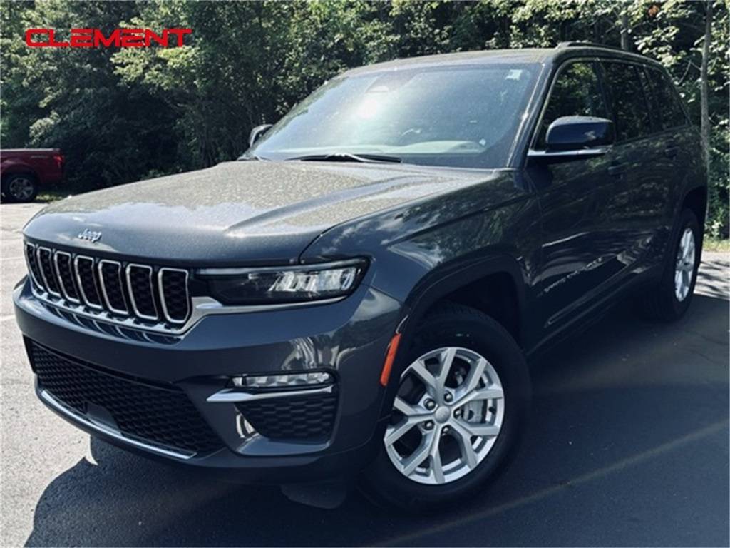 2023 Jeep Grand Cherokee Limited — SUV — 16,999 mi — Columbia, IL